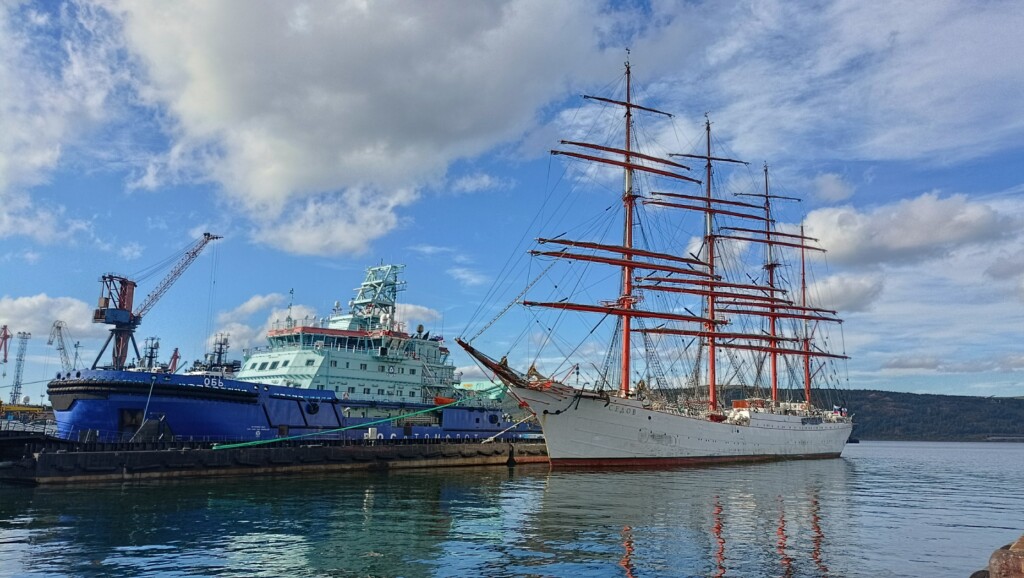 Мурманск и Териберка. Путешествие на край земли. Жизнь москвича.