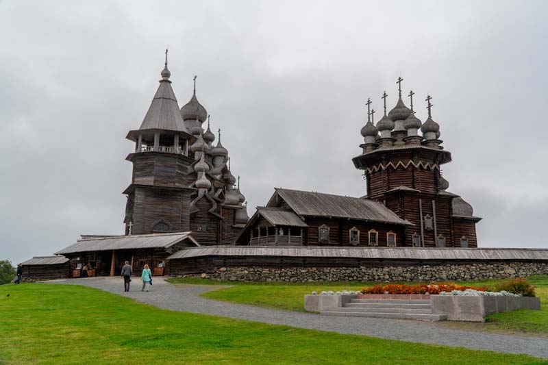 Карелия. Поездка в Петрозаводск и остров Кижи.