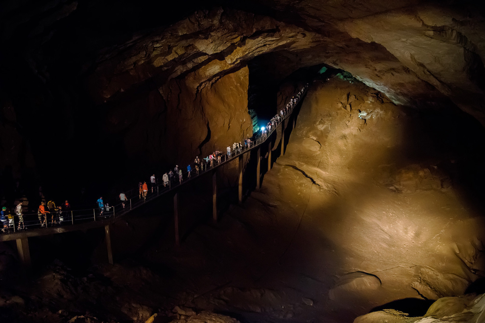 Новоафонская пещера зал Гиви Смыра